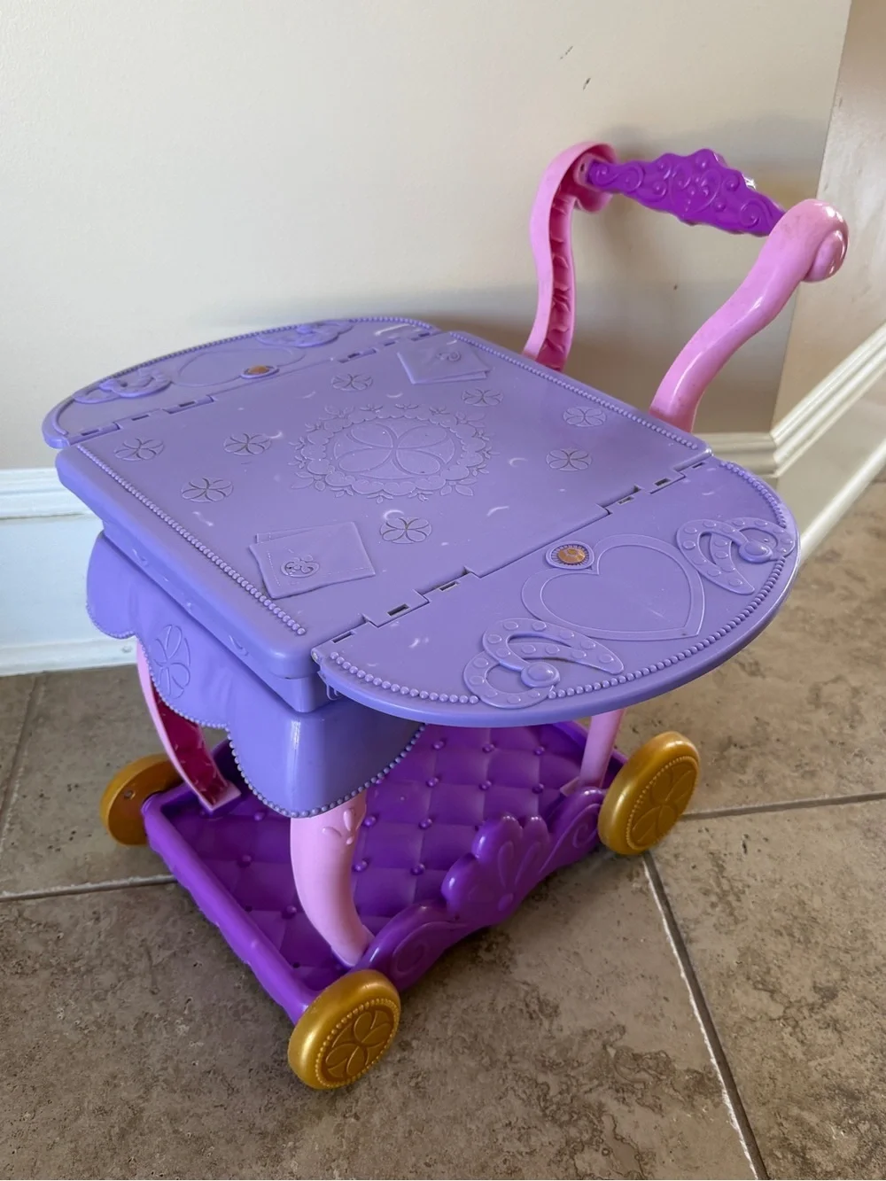 Disney Junior Just Play Sofia the First Purple & Pink Play Cart with Gold Wheels